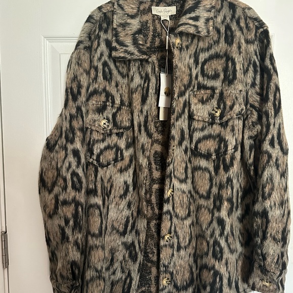 Charlie Paige Jackets & Blazers - Charlie Paige Black and Tan Leopard Teddy Jacket
